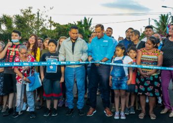 Dirección de Obras Municipales entrega calles renovadas en La Campanera, Soyapango