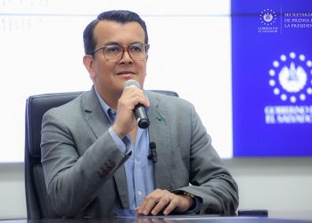 Medio Ambiente presenta  el primer Visor de Aguas Residuales de El Salvador