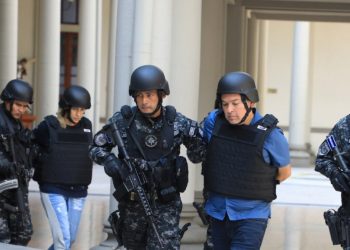 Congresista de EE. UU. felicita a El Salvador por captura de colombiana ligada al asesinato de fiscal paraguayo