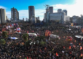 «Rechazo masivo» de sindicatos al plan del Gobierno de Macron