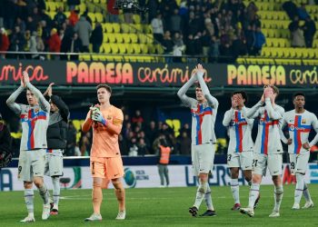 Barcelona refuerza su liderato con victoria en Villarreal