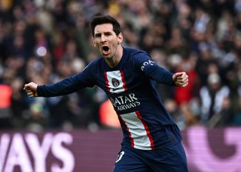 PSG gana con gol de Messi en el descuento, pero pierde a Neymar por lesión