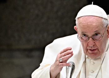 El papa Francisco visitará Hungría y se reunirá con Orban a finales de abril