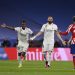 Real Madrid y Atlético empatan 1-1 en un derbi con goles uruguayos