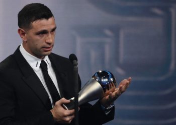 El argentino «Dibu» Martínez galardonado con el premio The Best de la FIFA al mejor arquero