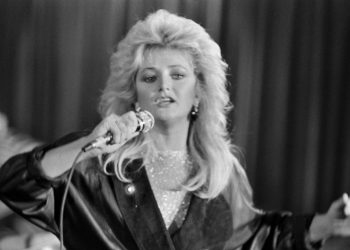 «Total Eclipse of the Heart»: 40 años de una canción que se convirtió en un éxito internacional sin precedentes