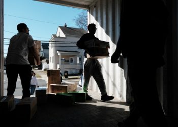 Saqueadores irrumpen en comercios y casas tras el sismo en el sur de Turquía
