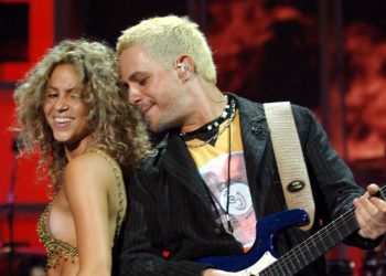 Alejandro Sanz celebra el cumpleaños de Shakira recordando su «amistad cósmica»
