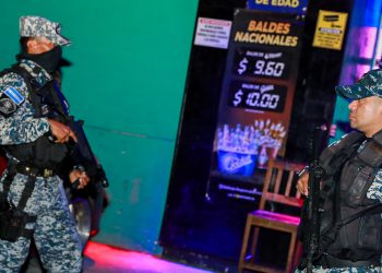Realizan registros preventivos en bares y discotecas de San Salvador
