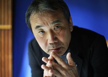 Japonés Murakami publicará su primera novela en seis años