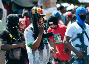Pandillas toman el control en Puerto Príncipe, Haití