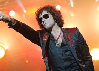 Enrique Bunbury lanza «Invulnerables» y marca el camino para un posible regreso musical