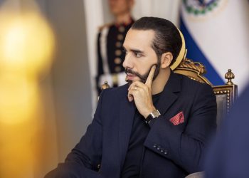 Aprobación del presidente Nayib Bukele supera toda medición de mandatarios anteriores
