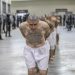 El 60 % de los pandilleros detenidos bajo el régimen de excepción serán enviados al CECOT