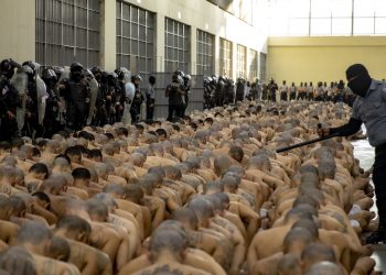 «Este es el final del control de más de 30 años establecido por las pandillas», ministro de Defensa, René Merino Monroy