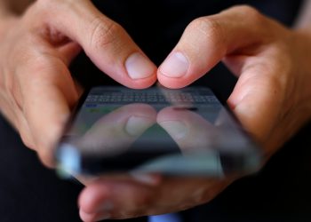 Con una app, mexicanos comparten mensajes y deseos después de morir