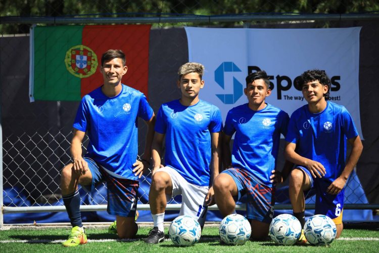 Los jóvenes fútbolistas se sienten muy cómodos en Surgidos de la primera edición de la Liga INDES, cuentan como es su día a día en el Centro de Alto Rendimiento de Bsports, en Portugal. Fotos/INDES