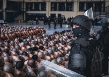 Guerra contra las maras en El Salvador suma 63,512 mareros detenidos