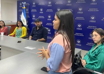 Desarrollan el primer conversatorio con estudiantes de educación superior
