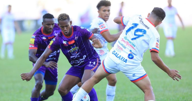 El equipo chalateco peleó fuerte por el empate en el segindo tiempo, pero no lo pudo lograr. Fotos/David Martínez