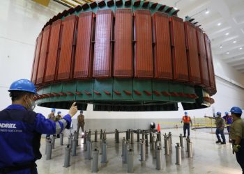 Gobierno de El Salvador busca producir un 99 % de energía renovable
