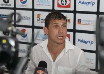 Técnico de Águila, Sebastián Bini, pide paciencia para sus extranjeros