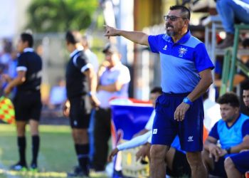 Guillermo Rivera, técnico de Firpo, sobre la lucha por no descender: «Queremos salir pero esto es paso a paso»