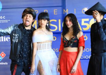 FOTOS: Así se vivió la Alfombra Azul de los Premios Música 503