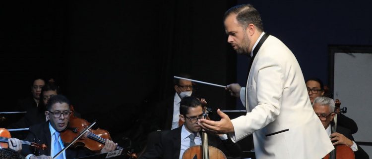 Jeffry Newberger, director de la Orquesta Sinfónica de El Salvador (OSES). Foto: Diego García.