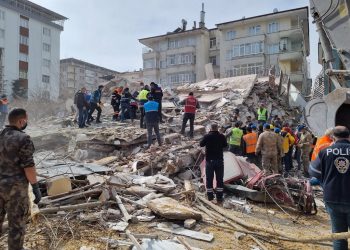 Unión Europea compromete 1.000 millones de euros en ayuda a Turquía a causa de terremoto