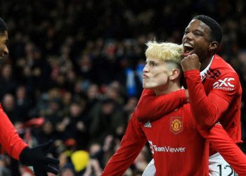 El argentino Garnacho clasifica al Manchester United «in extremis» en la FA Cup