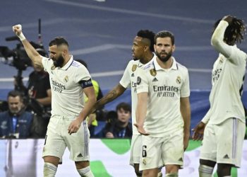Benzema sentencia al Liverpool y lleva al Real Madrid a cuartos de Champions
