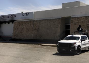 Autoridades salvadoreñas Ciudad Juárez garantizan atención a migrantes salvadoreños tras incendio