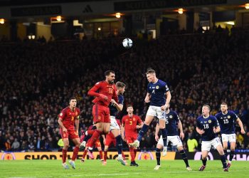 España pasó de favorita a caer 2-0 contra Escocia, en la eliminatoria a la Eurocopa 2024