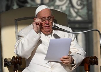 El papa será dado de alta el sábado y presidirá el Domingo de Ramos
