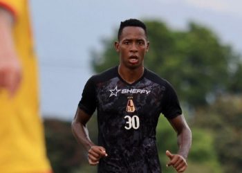 Hugo Pérez: «Probablemente, Brayan Gil sea titular este lunes contra Estados Unidos» 