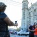 Salvadoreños visitan zona recuperada en la iglesia El Calvario