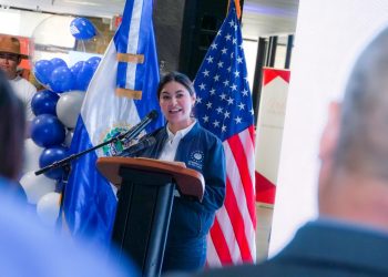 Gobierno de El Salvador facilita servicios a diáspora en Houston, Texas