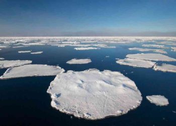 Observatorio europeo confirma deshielo récord del casquete polar antártico