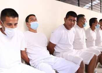 Mexicanos enfrentarán juicio en El Salvador por traficar cocaína