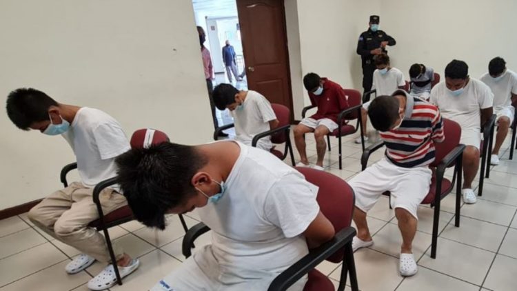 Los pandilleros son procesados en los tribunales especializados. Foto DES archivo.