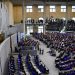 La cámara baja alemana avala la reducción de escaños