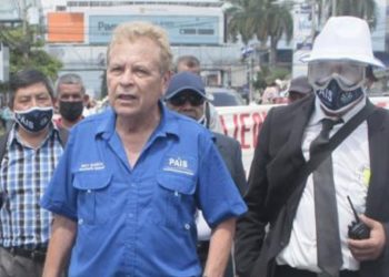 Operador político Roy García es enviado a juicio por ofrecer sobornos a exdiputados