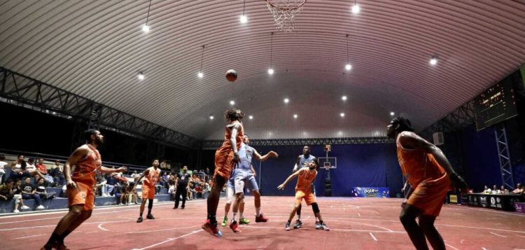 San Salvador recibió el miércoles la visita del Cojute, a quien derrotó 79-74 en la cancha de la Ciudad Deportiva Inclusiva. Fotos /INDES