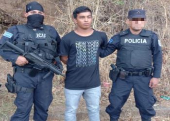 Pandillero es detenido con explosivos diseñados para detonarlos a control remoto