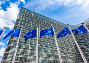 Después de la Fed, los bancos centrales europeos suben sus tasas de interés