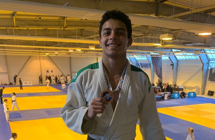 El seleccionado nacional de judo, Diego Cálix, ganó bronce a nivel panamericano  durante el fin de semana en Colombia. Foto/Cortesía Fesajudo
