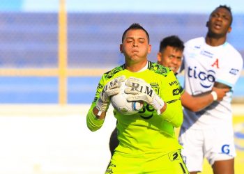 Joel Almeida, portero de Santa Tecla: «El empate contra Alianza es bueno, pero veníamos por los tres puntos»