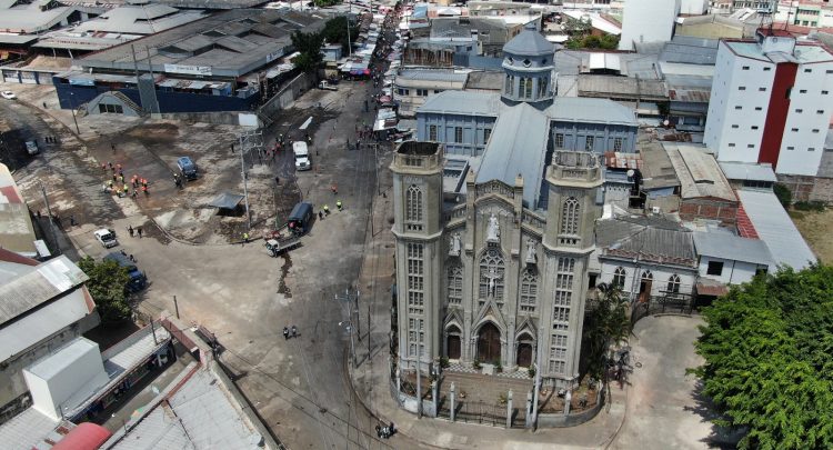 Joya religiosa. La
iglesia El Calvario
es de un estilo
arquitectónico
único en el Centro
Histórico capitalino.