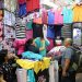 Alcaldía capitalina investigará la red que estafaba con venta de puestos en los mercados